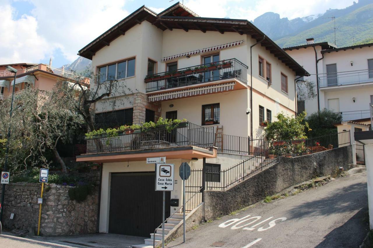 Casa Ines Fronte Lago Brenzone sul Garda Buitenkant foto