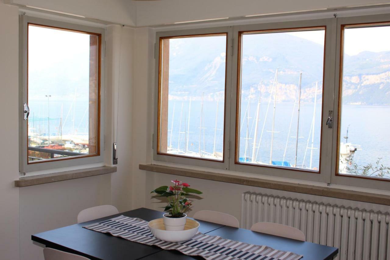 Casa Ines Fronte Lago Brenzone sul Garda Buitenkant foto