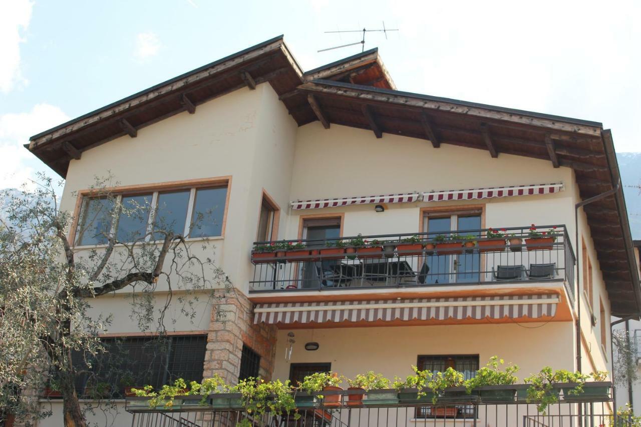 Casa Ines Fronte Lago Brenzone sul Garda Buitenkant foto